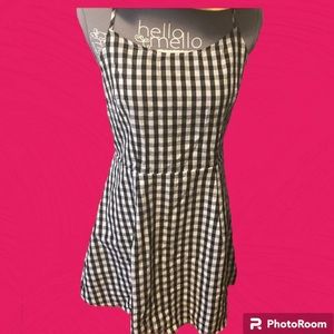 🌈Black & White spaghetti strap checkered plaid summer dress size medium🌈
